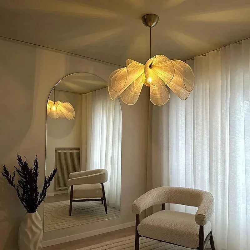 Vintage Fabric Pendant Light – Elegant Floral Inspired Hanging Lighting