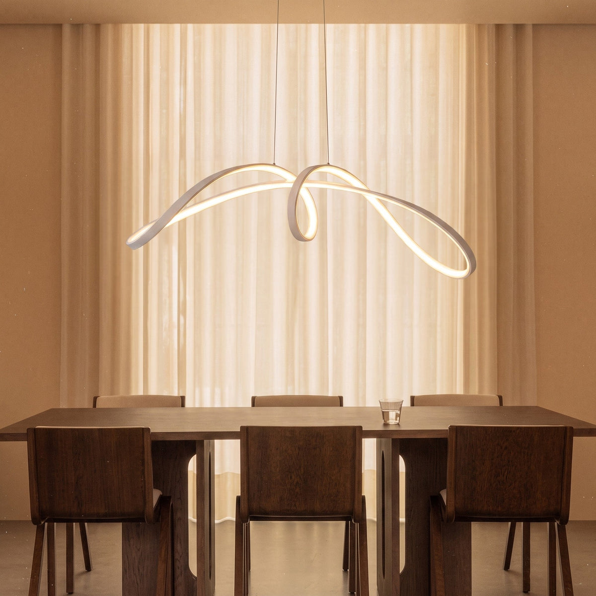 Sculptural Spiral LED Pendant Light – Contemporary Hanging Lighting