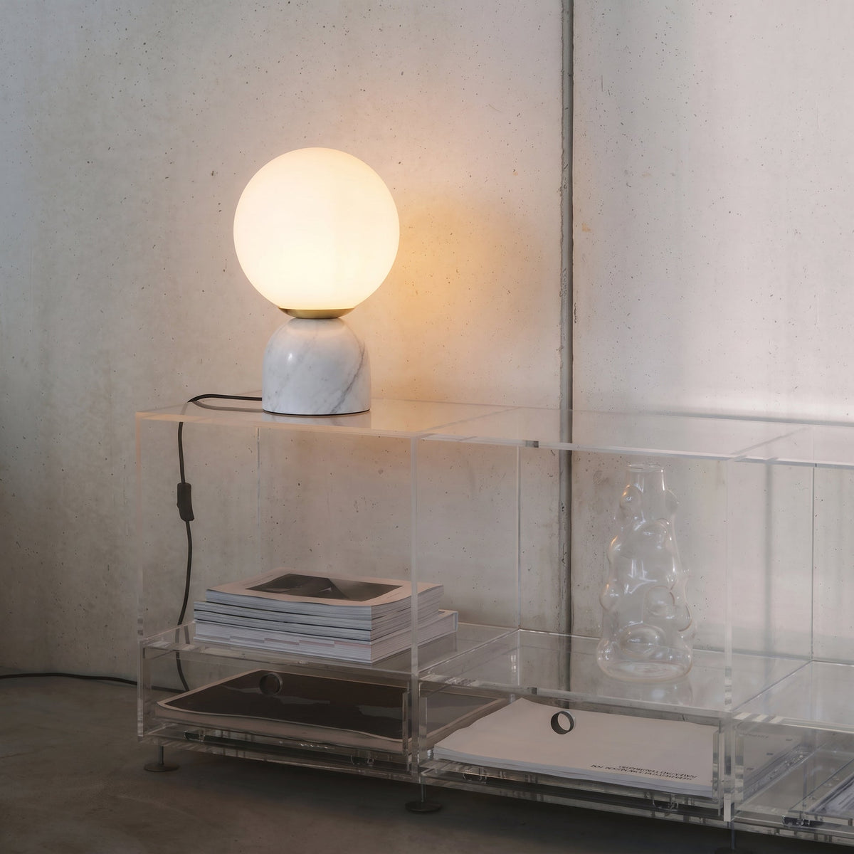 Marble Globe Table Lamp – Minimalist Glass Lighting