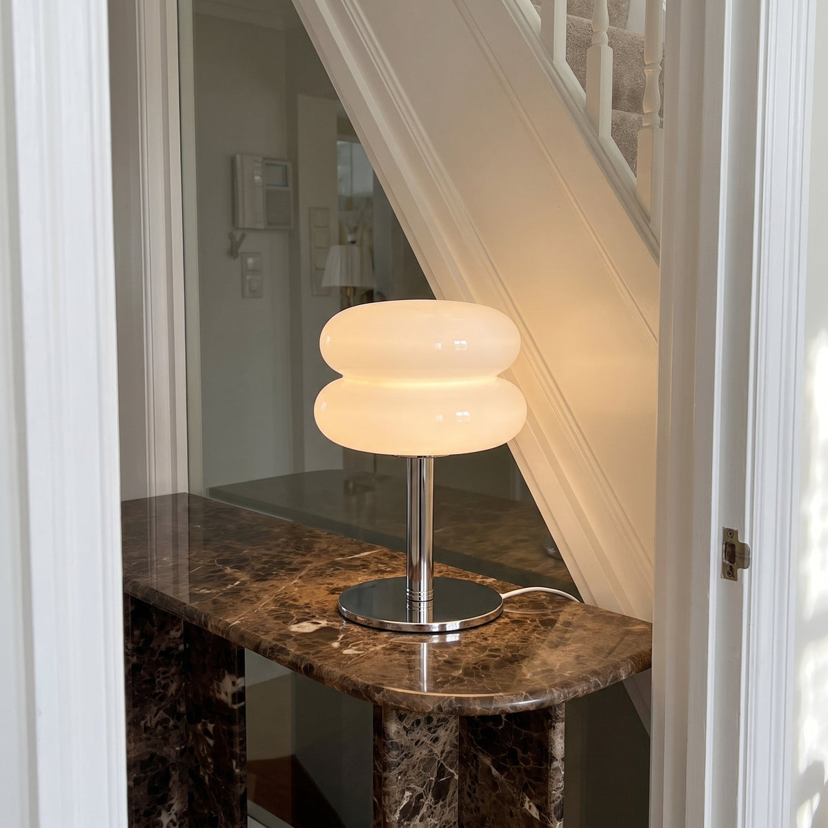 Double-Layer Glass Table Lamp – Bauhaus-Inspired Lighting