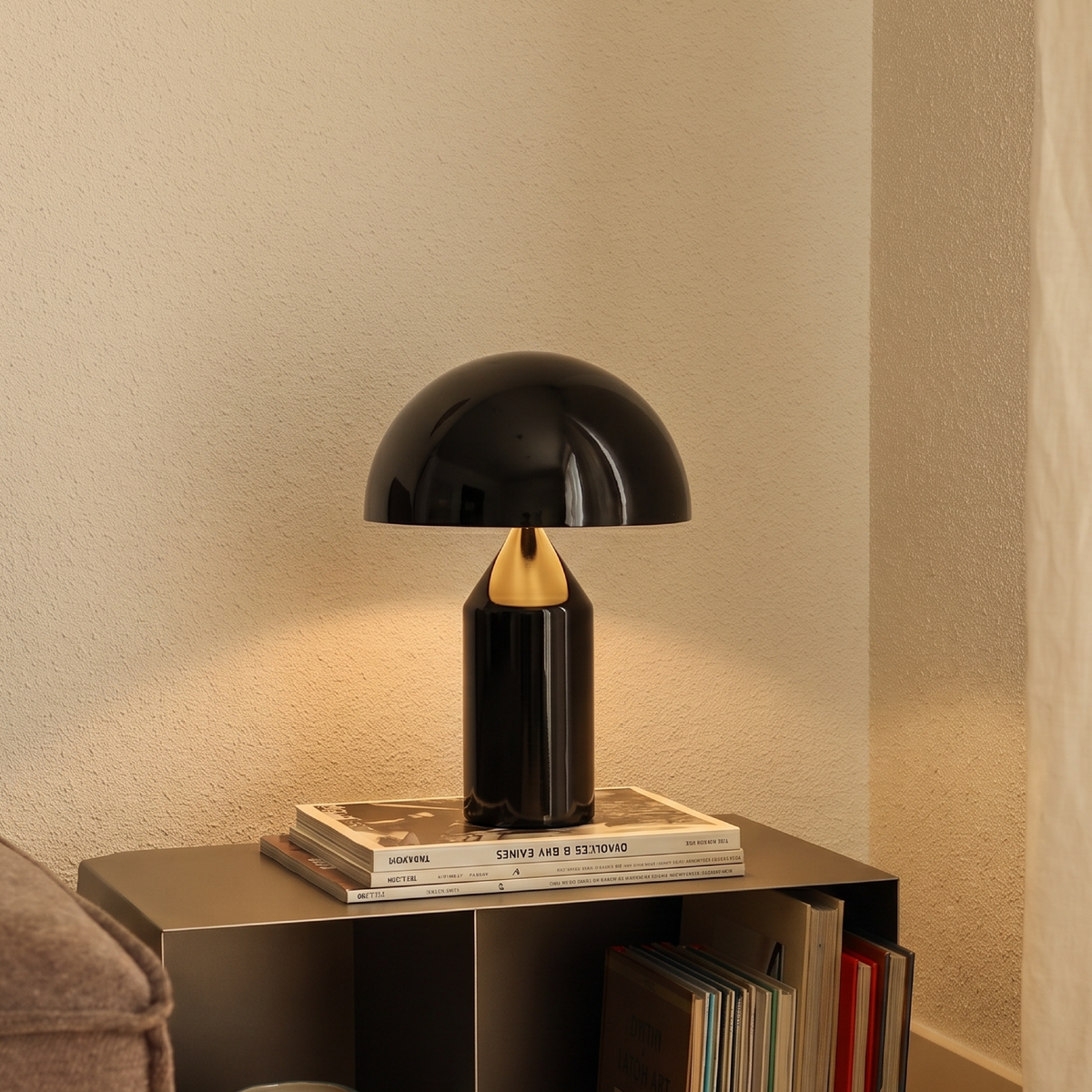Dome Mushroom Table Lamp – Retro Metal Lighting