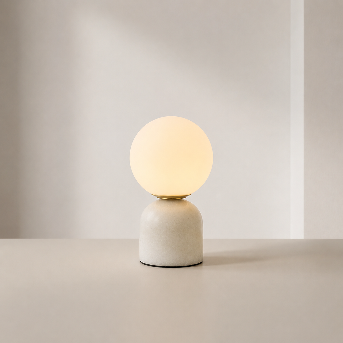 Hindsa Table Lamp – Elegant Marble and Glass Globe Lighting