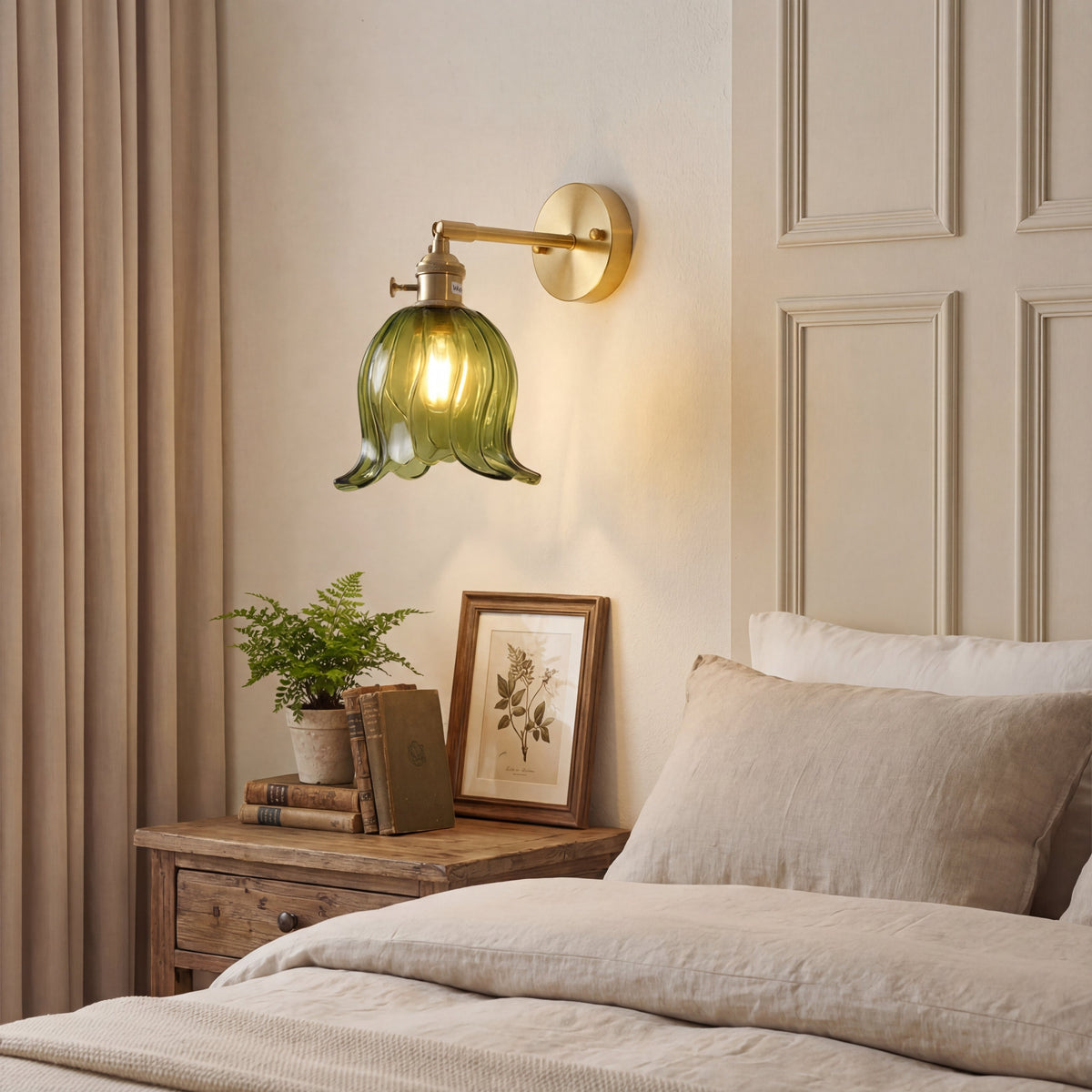 Flower Glass Wall Light – Vintage Floral Glass Lighting
