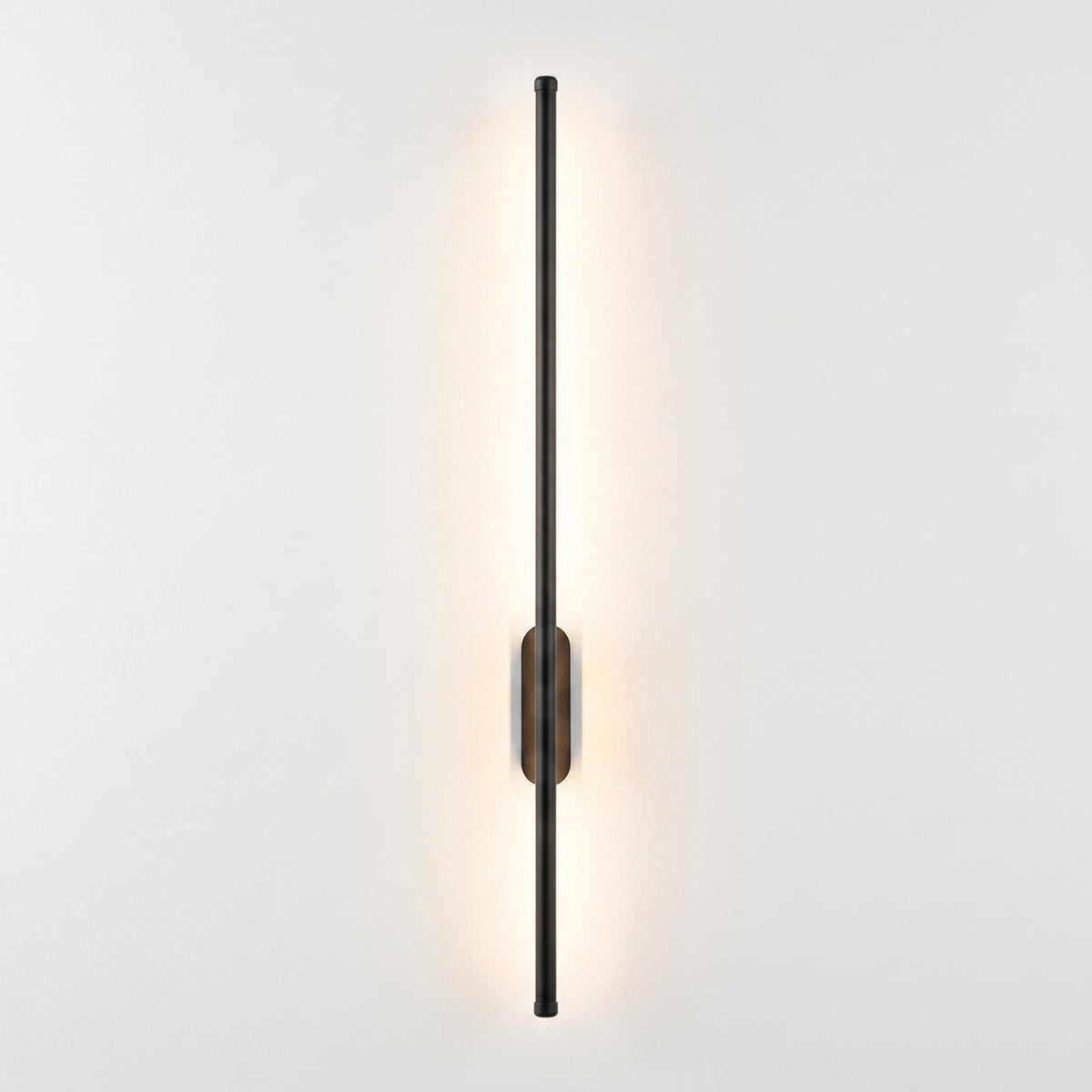 Linear LED Wall Light | Modern Minimalist Vertical Wall Sconce