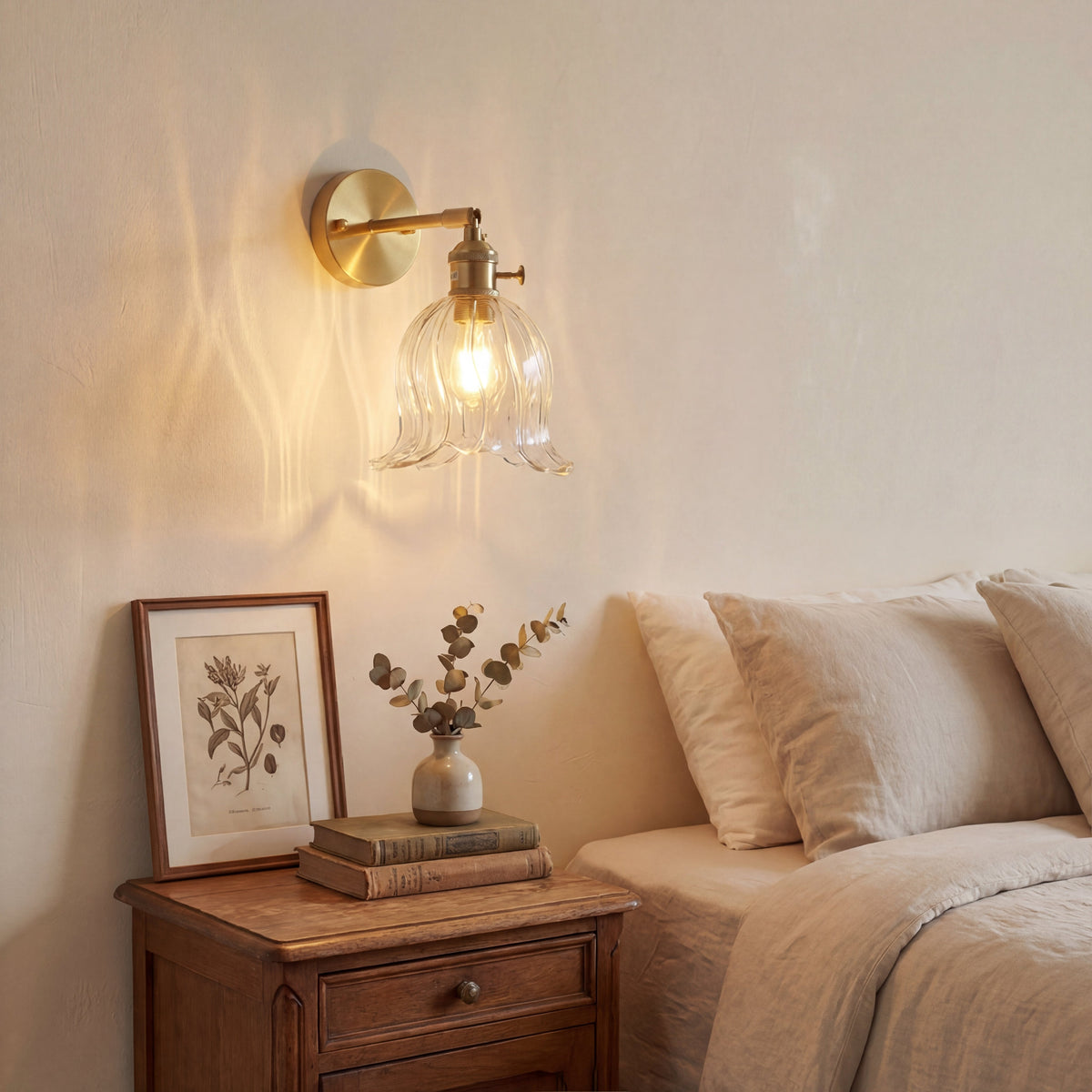Flower Glass Wall Light – Vintage Floral Glass Lighting