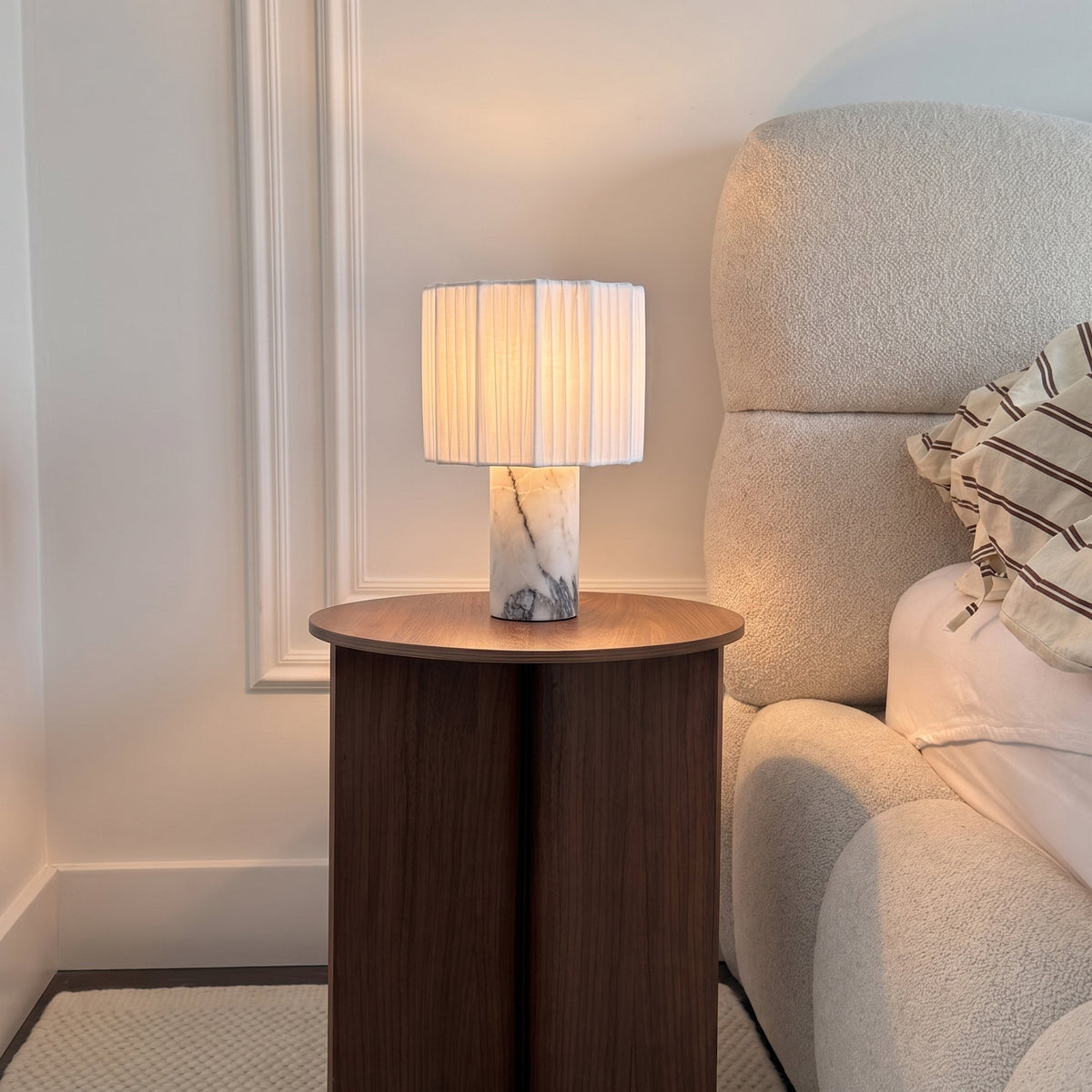Pleated Marble Table Lamp – Rechargeable Ambient Lighting