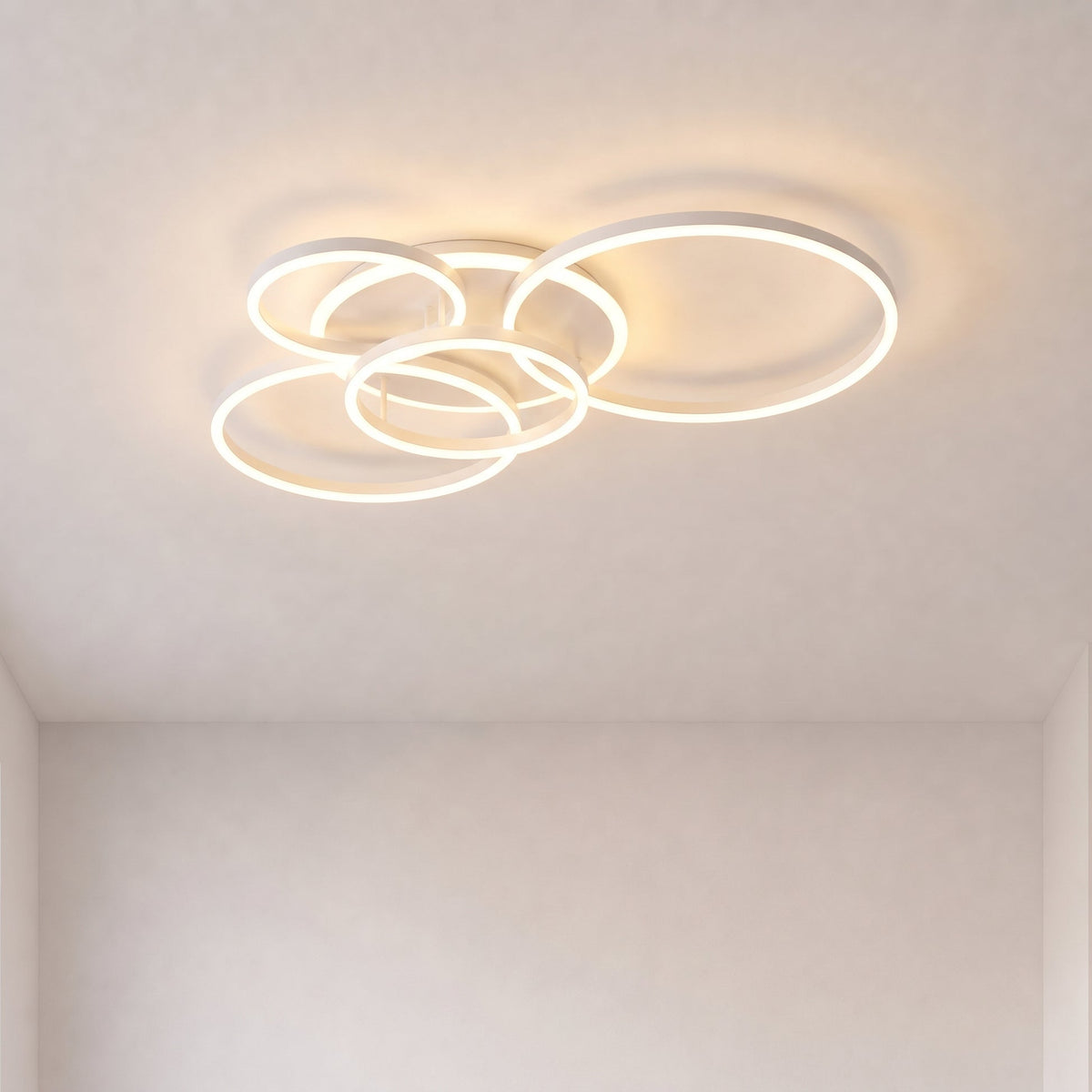 Interlocking LED Ring Ceiling Light – Geometric Ceiling Lighting