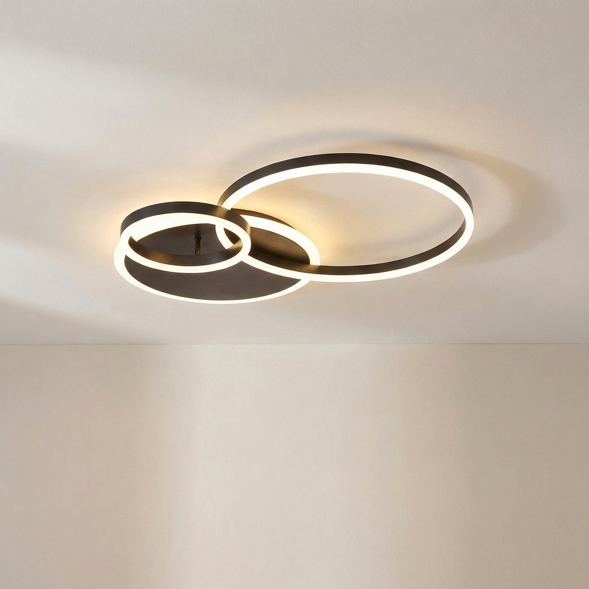 Randale's Ceiling Light – Modern Geometric LED Lighting