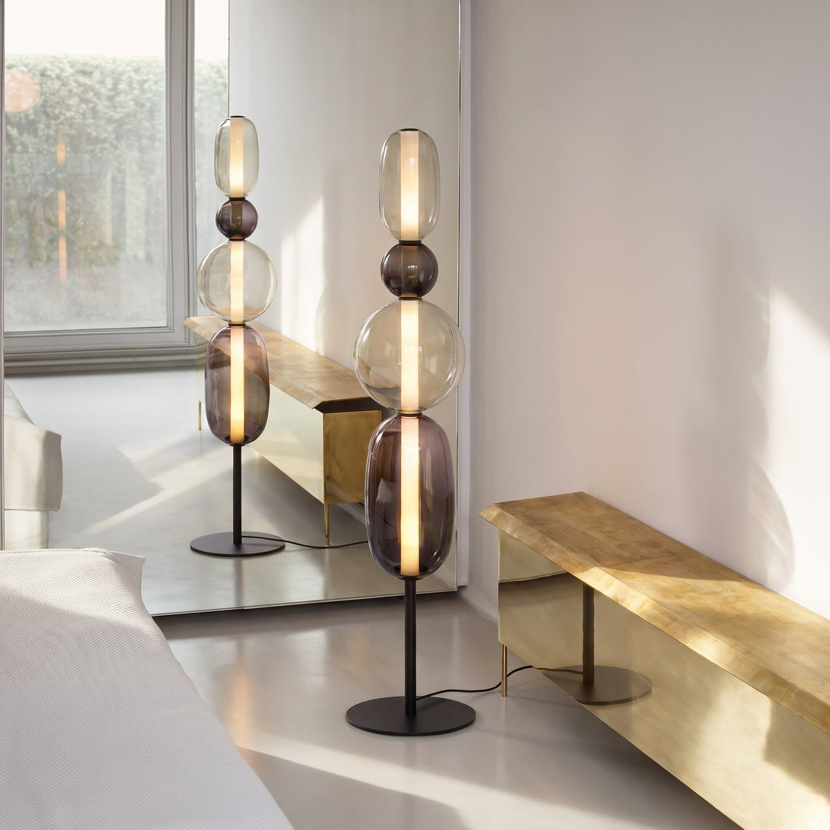 Colorful Stacked Glass Floor Lamp – Sculptural LED Lighting