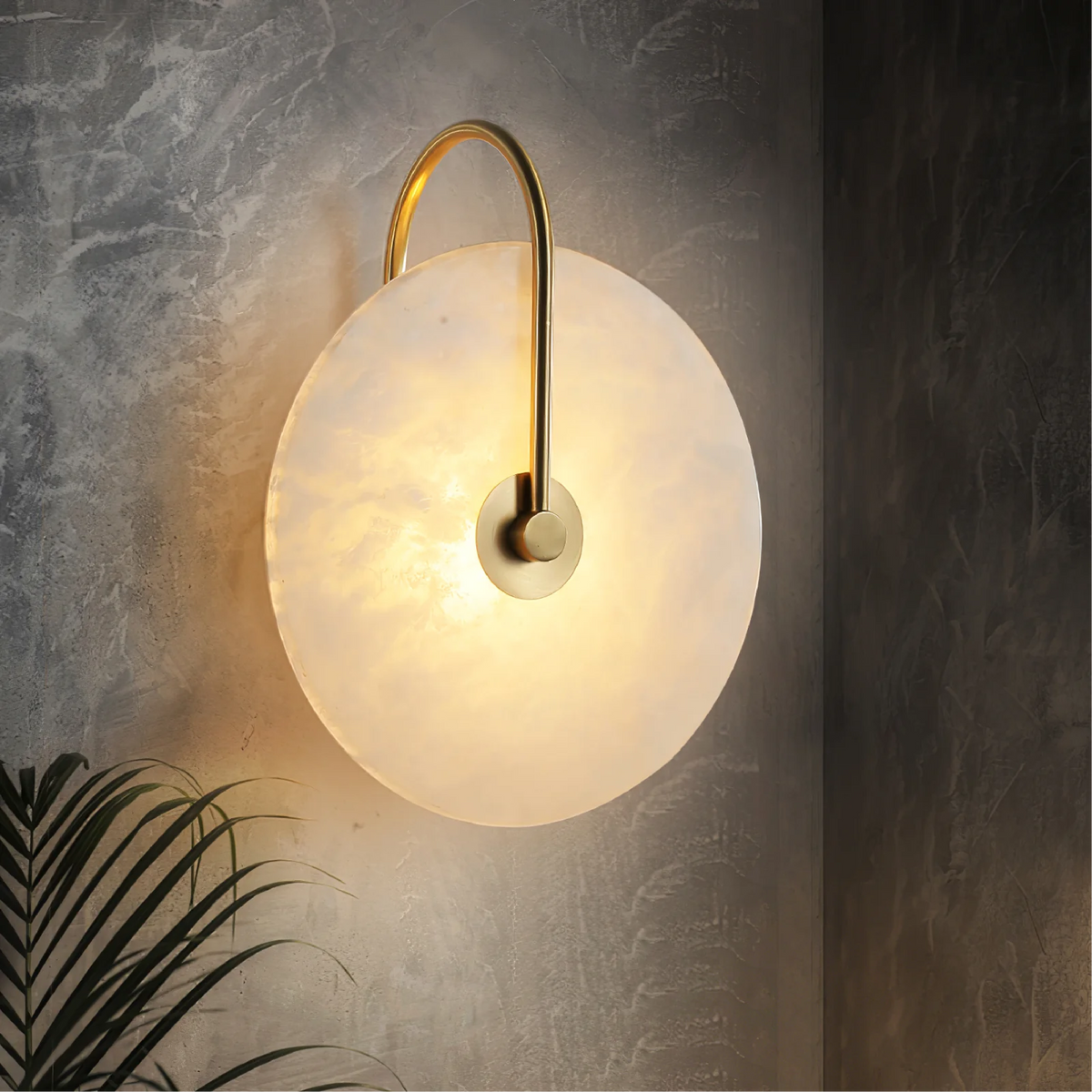 Alab Marble LED Wall Lamp – Elegant Alabaster Wall Lighting