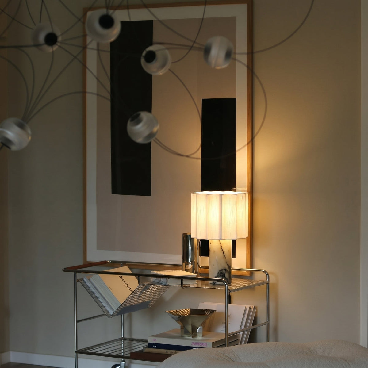 Pleated Marble Table Lamp – Rechargeable Ambient Lighting