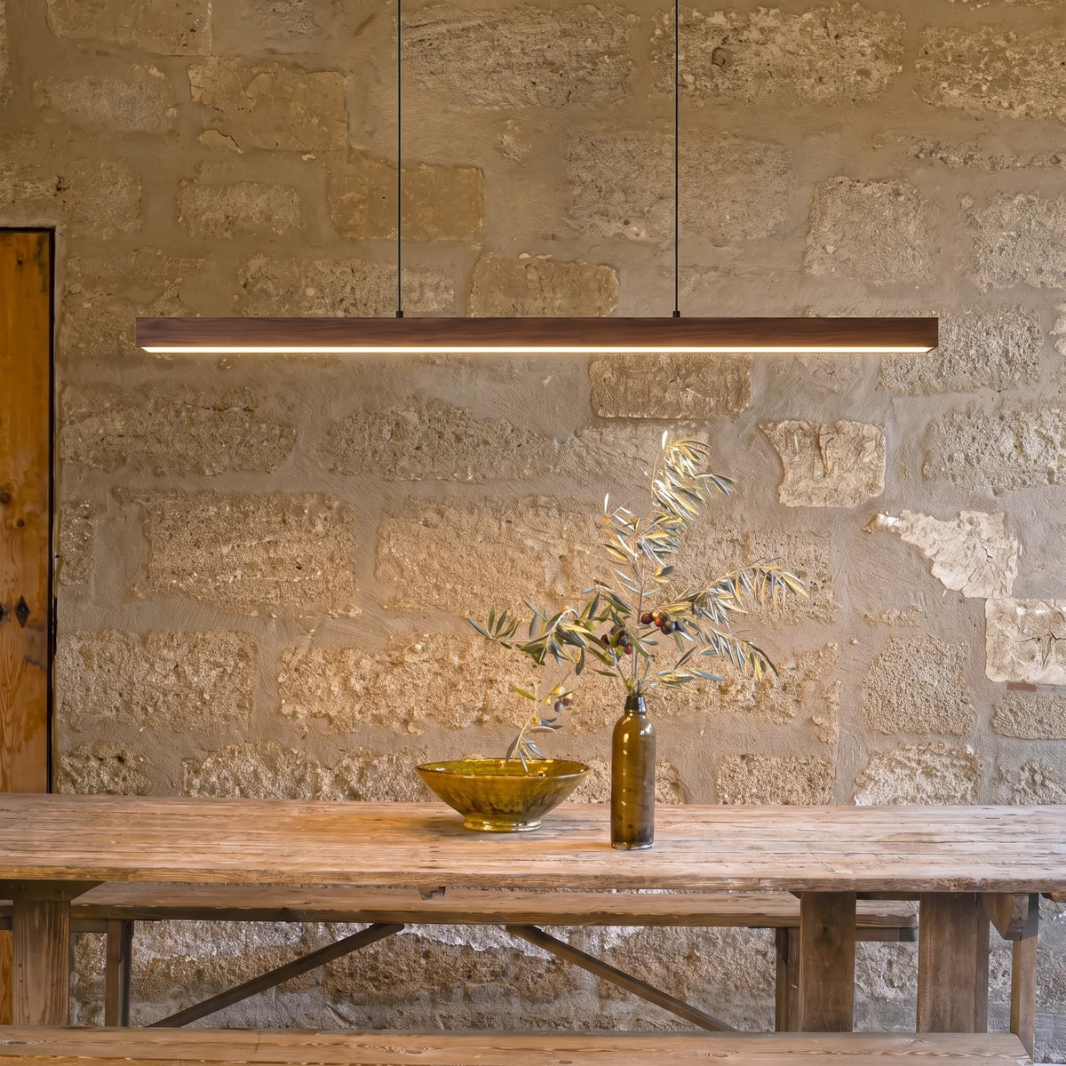 Double U-Shaped LED Pendant Light – Geometric Linear Lighting
