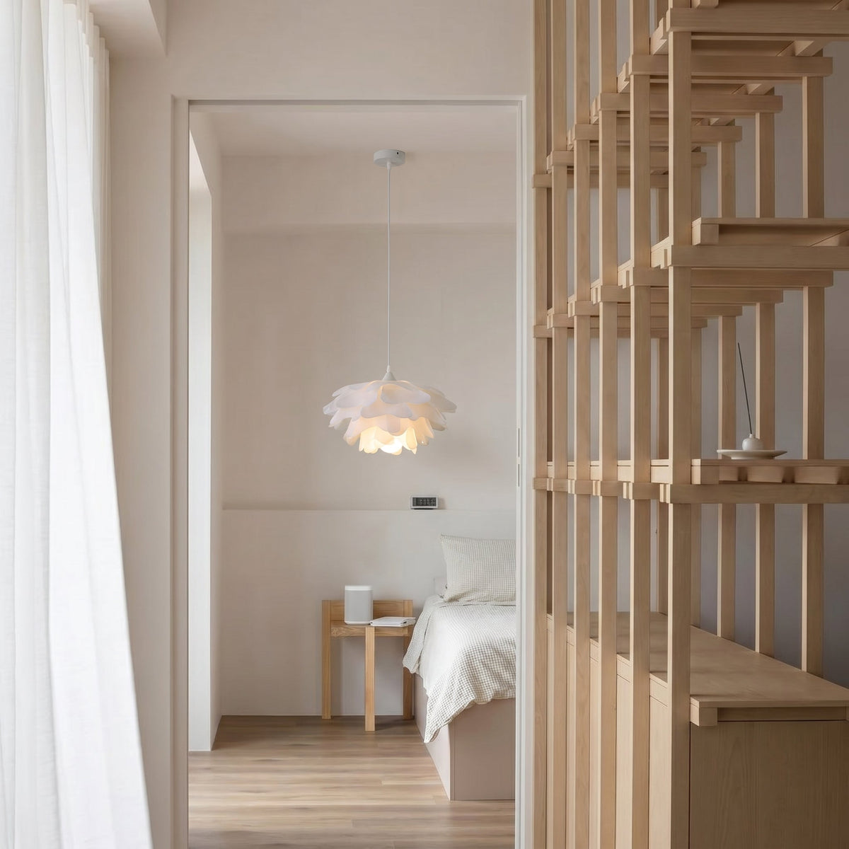 Flower Petal Pendant Light – Modern Layered Hanging Lighting