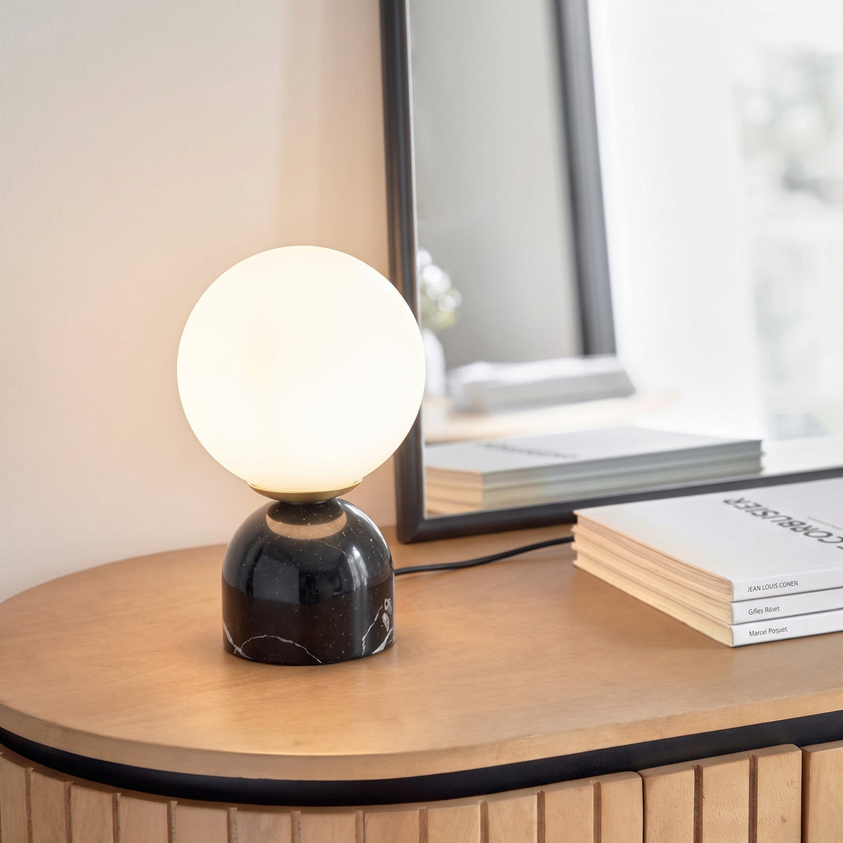 Marble Globe Table Lamp – Minimalist Glass Lighting