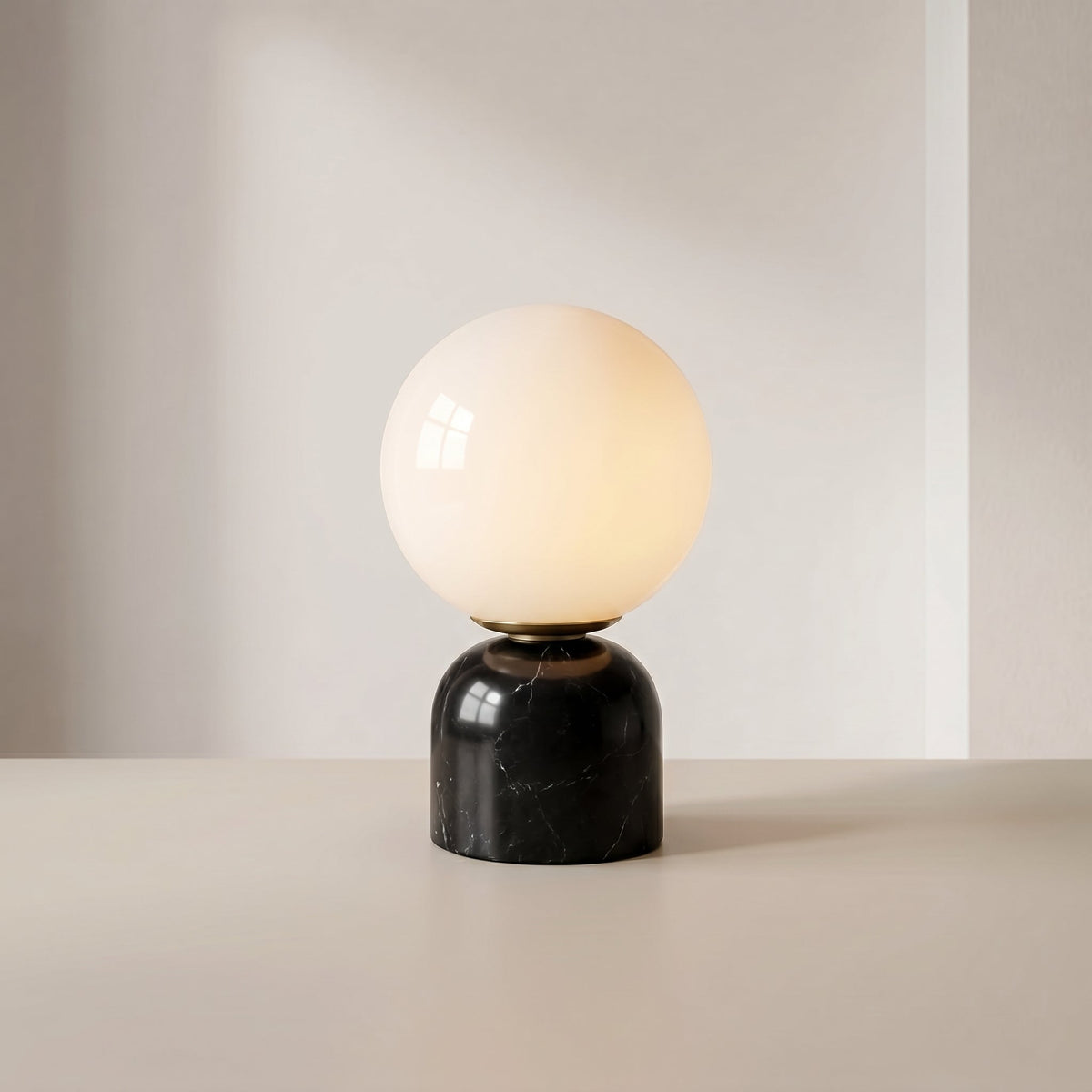 Hindsa Table Lamp – Elegant Marble and Glass Globe Lighting