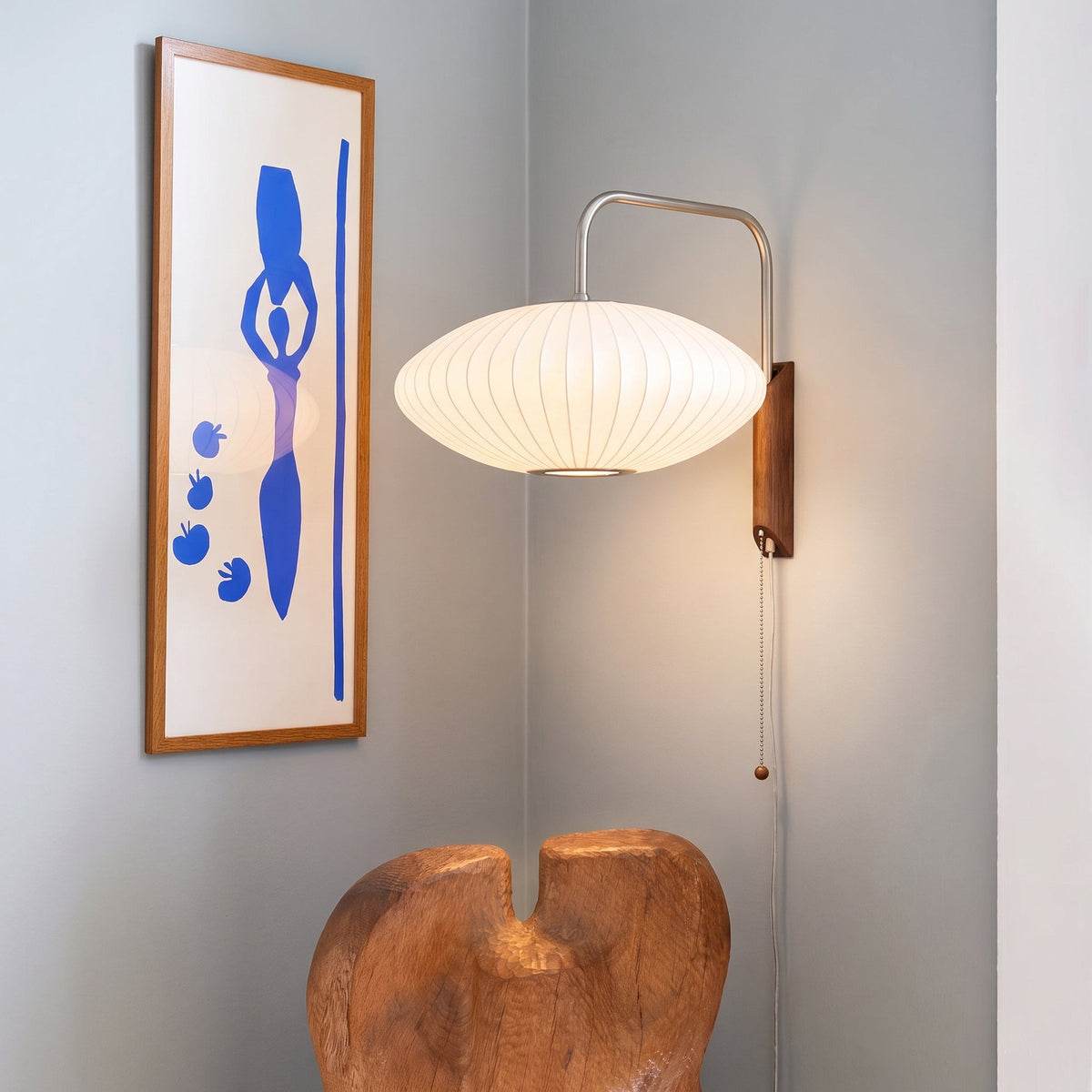 Sculptural Silk Wall Light – Soft Ambient Lighting