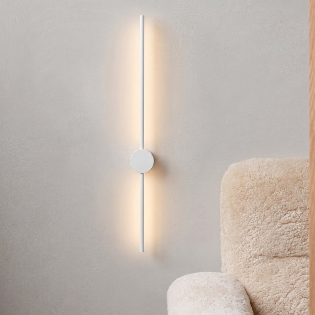 Vertical Linear LED Wall Light – Minimalist Accent Lighting