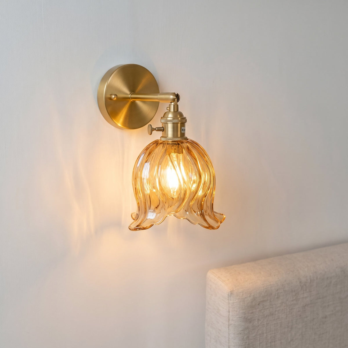 Flower Glass Wall Light – Vintage Floral Glass Lighting